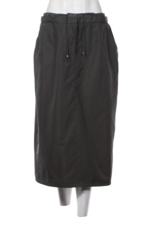 Fustă Deville, Mărime M, Culoare Verde, Preț 94,41 Lei, #136679159