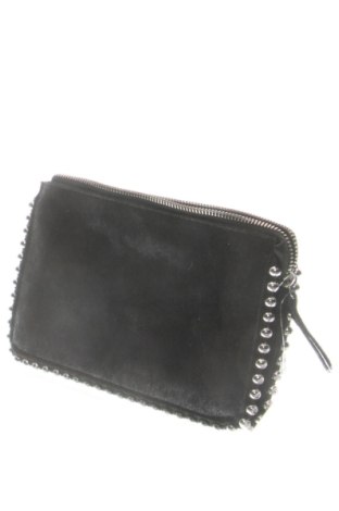Portmoneu Zara, Culoare Negru, Preț 91,99 Lei, #136730073