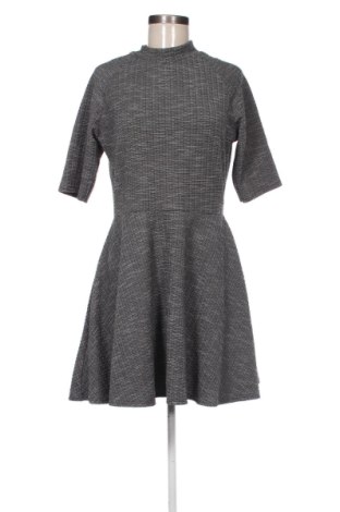Rochie Apricot, Mărime L, Culoare Gri, Preț 147,99 Lei, #136709350