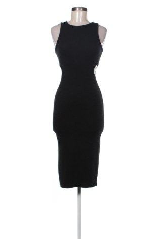 Рокля Stradivarius, Размер XS, Цвят Черен, Цена 7,15 €, #136711203