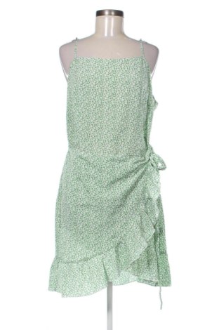 Kleid SHEIN, Größe M, Farbe Mehrfarbig, Preis 25,99 €, #136712455