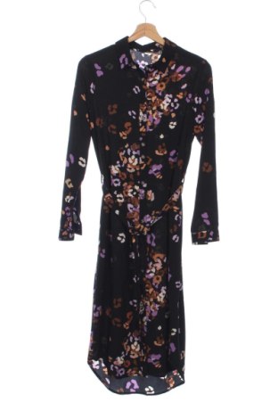 Рокля Vero Moda, Размер XS, Цвят Многоцветен, Цена 11,24 €, #136713775