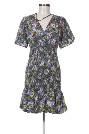 Рокля Vero Moda, Размер M, Цвят Многоцветен, Цена 9,71 €, #136716665