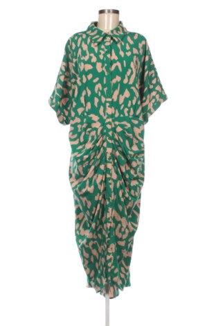 Kleid SHEIN, Größe XXL, Farbe Mehrfarbig, Preis 22,99 €, #136717792