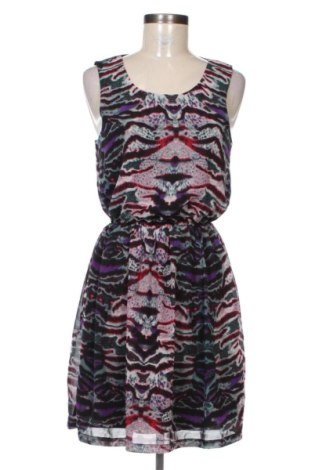 Рокля Vero Moda, Размер M, Цвят Многоцветен, Цена 19,42 €, #136717912