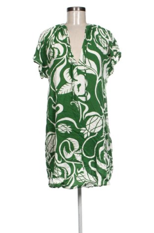 Рокля H&M, Размер S, Цвят Многоцветен, Цена 13,29 €, #136719192