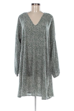Рокля Vero Moda, Размер XL, Цвят Многоцветен, Цена 24,03 €, #136719510