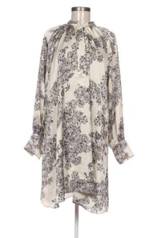 Рокля H&M, Размер M, Цвят Многоцветен, Цена 19,94 €, #136720249