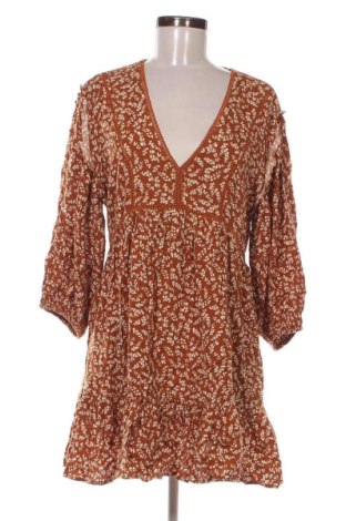 Рокля Pull&Bear, Размер L, Цвят Оранжев, Цена 15,84 €, #136723632
