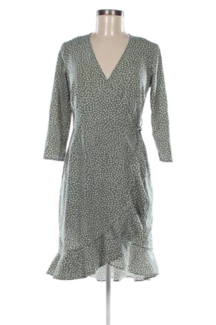 Рокля Vero Moda, Размер XS, Цвят Многоцветен, Цена 9,20 €, #136732280