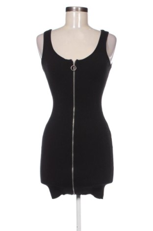 Рокля Bershka, Размер S, Цвят Черен, Цена 9,71 €, #136740571