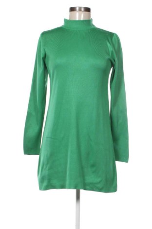 Rochie Stradivarius, Mărime M, Culoare Verde, Preț 103,92 Lei, #136743850