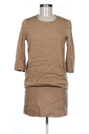 Rochie The Kooples, Mărime S, Culoare Bej, Preț 469,19 Lei, #136746174