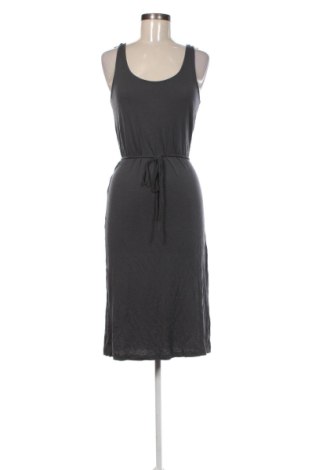 Φόρεμα Filippa K, Μέγεθος S, Χρώμα Γκρί, Τιμή 284,16 €, #136751344
