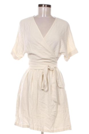 Rochie Sinsay, Mărime M, Culoare Ecru, Preț 165,39 Lei, #136760303