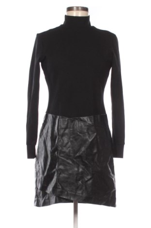 Kleid Kenneth Cole, Größe M, Farbe Schwarz, Preis 44,99 €, #136773161