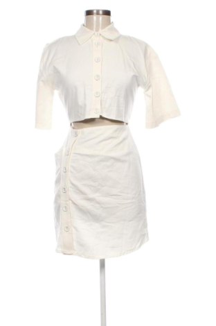 Rochie Trendyol, Mărime M, Culoare Ecru, Preț 56,99 Lei, #136775515