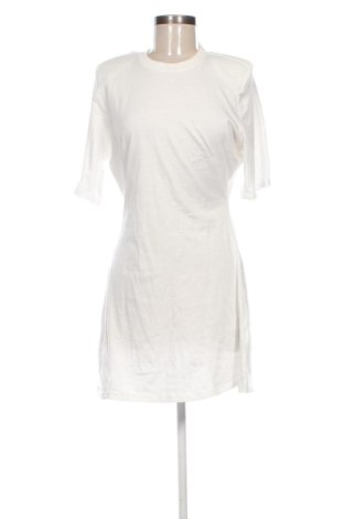 Рокля H&M, Размер M, Цвят Бял, Цена 11,24 €, #136782051