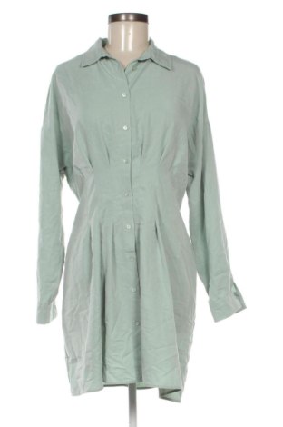 Šaty  Bershka, Velikost L, Barva Zelená, Cena  729,00 Kč, #136620289