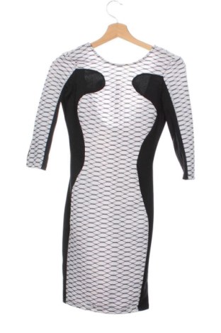 Sukienka Bershka, Rozmiar S, Kolor Kolorowy, Cena 107,17 zł, #136655375