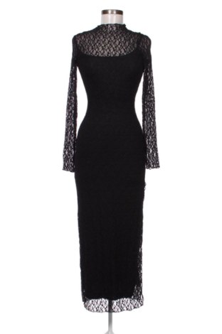 Rochie Bershka, Mărime M, Culoare Negru, Preț 294,99 Lei, #136705869