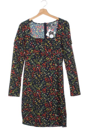 Sukienka Boohoo, Rozmiar XS, Kolor Kolorowy, Cena 149,35 zł, #136671608