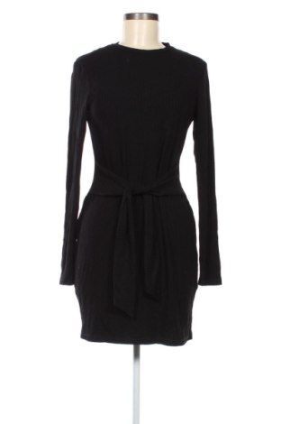Kleid Edited, Größe M, Farbe Schwarz, Preis € 32,99