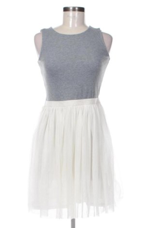 Rochie H&M, Mărime M, Culoare Multicolor, Preț 104,99 Lei, #136698371
