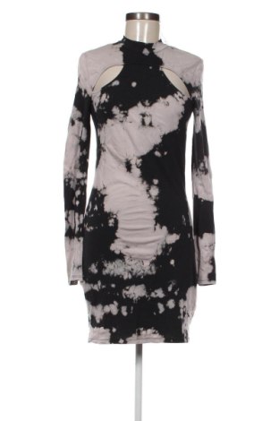 Рокля H&M Divided, Размер M, Цвят Многоцветен, Цена 20,45 €, #136692811