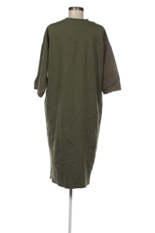 Kleid NEW COLLECTION, Größe XL, Farbe Grün, Preis 31,99 €