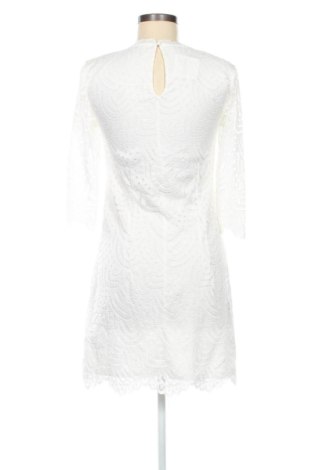 Kleid ONLY, Größe M, Farbe Weiß, Preis € 18,99