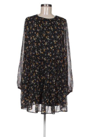 Šaty  Pull&Bear, Velikost XL, Barva Vícebarevné, Cena  599,00 Kč, #136686947