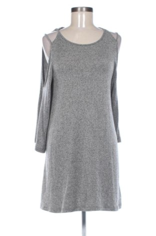 Sukienka Pull&Bear, Rozmiar M, Kolor Szary, Cena 107,00 zł, #136688479