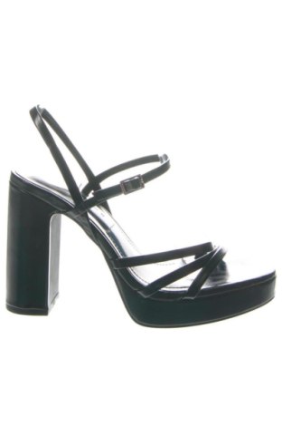 Sandały Pull&Bear, Rozmiar 38, Kolor Czarny, Cena 125,99 zł, #136543887