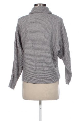 Dámský svetr Unbranded, Velikost S, Barva Šedá, Cena  269,00 Kč