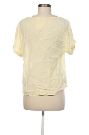 Дамска блуза Edc By Esprit, Размер S, Цвят Жълт, Цена 2,55 €