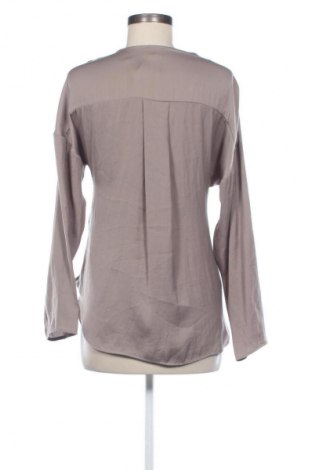 Дамска блуза Gina Tricot, Размер XS, Цвят Сив, Цена 2,04 €