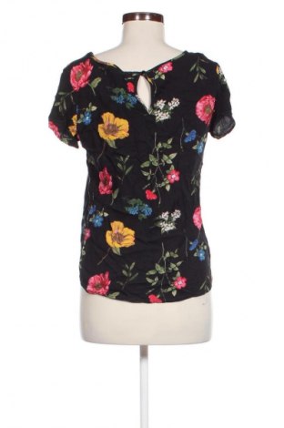 Дамска блуза ONLY, Размер M, Цвят Многоцветен, Цена 2,04 €