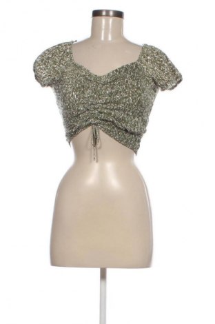 Дамска блуза Pull&Bear, Размер S, Цвят Многоцветен, Цена 3,06 €