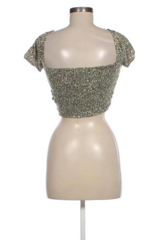 Дамска блуза Pull&Bear, Размер S, Цвят Многоцветен, Цена 3,06 €