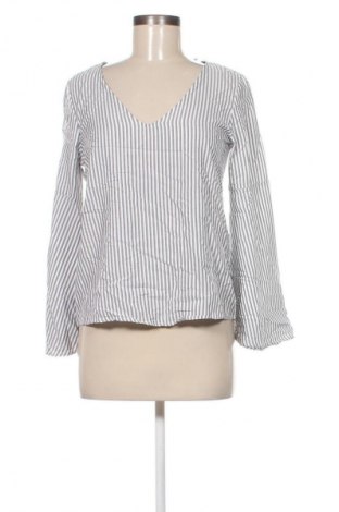 Damen Shirt Pull&Bear, Größe S, Farbe Mehrfarbig, Preis € 1,99