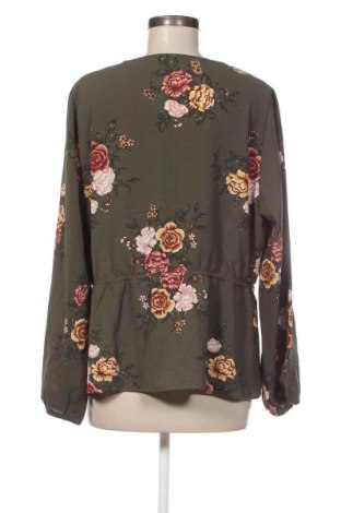 Dámská halenka Unbranded, Velikost M, Barva Vícebarevné, Cena  49,00 Kč