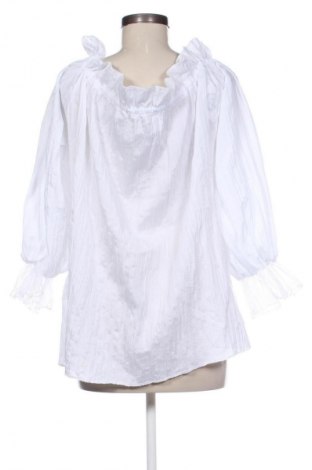 Дамска блуза Unbranded, Размер M, Цвят Бял, Цена 2,04 €