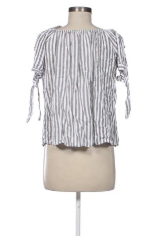 Дамска блуза Unbranded, Размер M, Цвят Многоцветен, Цена 2,04 €