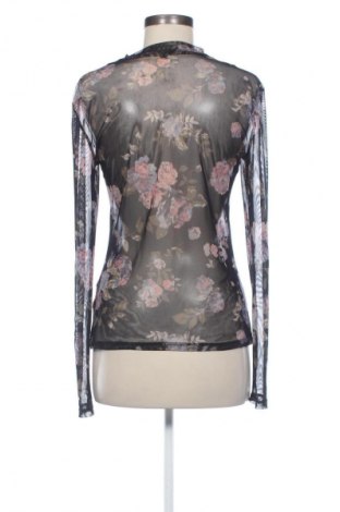 Дамска блуза Unbranded, Размер M, Цвят Многоцветен, Цена 2,04 €