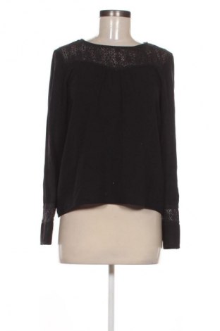 Dámská halenka VILA, Velikost S, Barva Černá, Cena  329,00 Kč