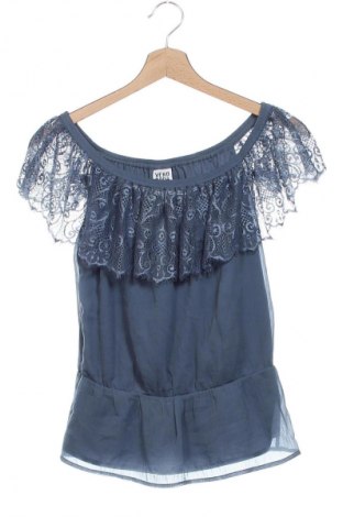 Дамска блуза Vero Moda, Размер XS, Цвят Син, Цена 2,04 €