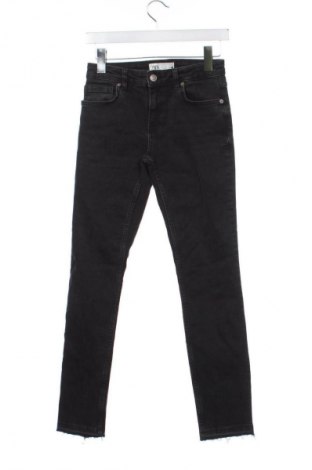 Blugi de femei Zara, Mărime S, Culoare Negru, Preț 83,99 Lei