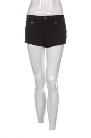 Dámské kraťasy  Bershka, Velikost S, Barva Černá, Cena  139,00 Kč