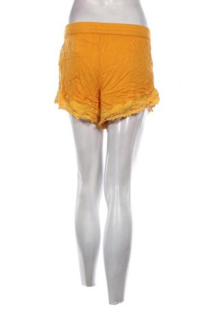 Női rövidnadrág Clockhouse, Méret M, Szín Sárga, Ár 1 029 Ft
